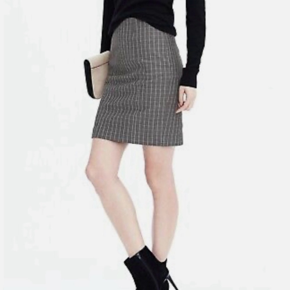 Banana Republic Plaid Bi-Stretch Pencil Skirt Color Gray